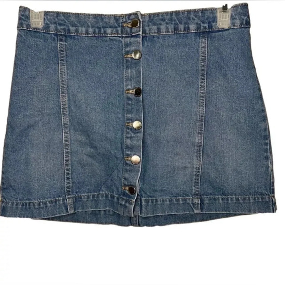 H&M Divided Women’s 10 Blue Medium Wash Denim A-Line Skirt - Picture 2 of 4